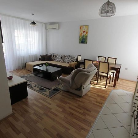 Kasumi Apartment 프리슈티나 외부 사진